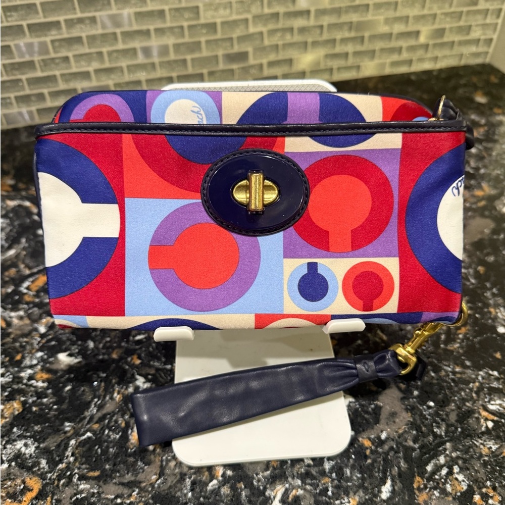 Coach Resort Op Art C Fold-over Wristlet Clutch - Navy, Red, Purple